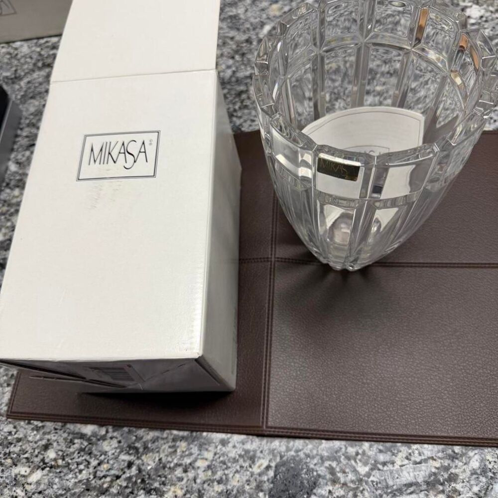 Mikasa White and Silver Decor-home-accesories